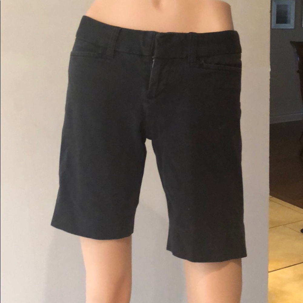 Gap black stretch shorts